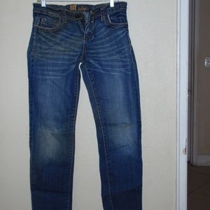 Kut Jeans sz 6 x 30 inch inseam